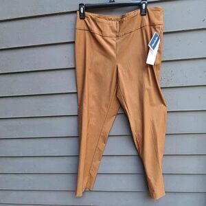 SC& Co Brown Flat Front Pants size 16 NWT!  NEW!